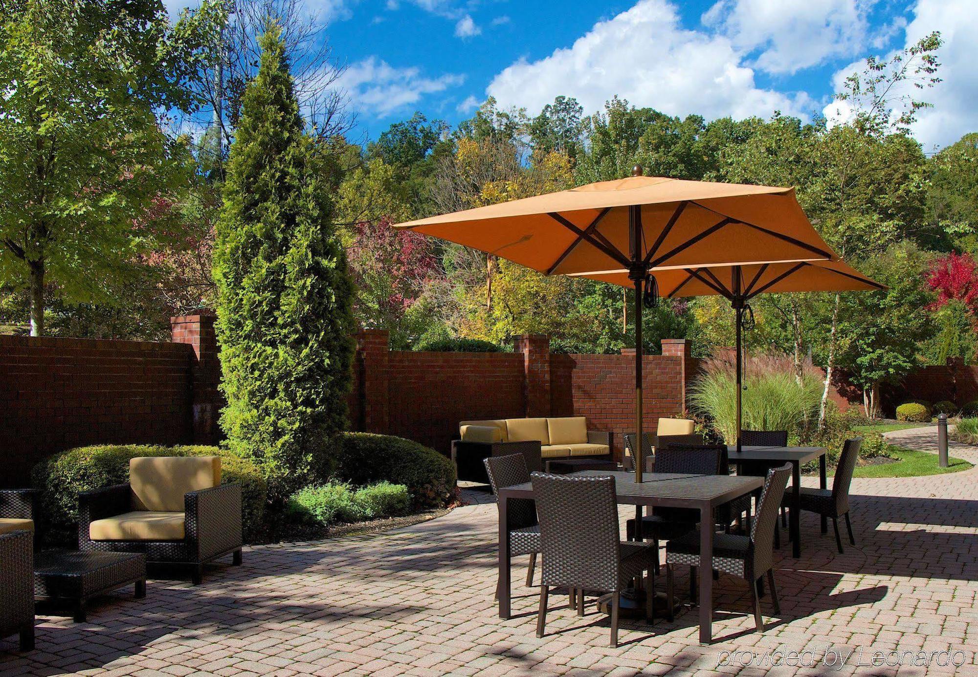 Courtyard Blacksburg Bagian luar foto